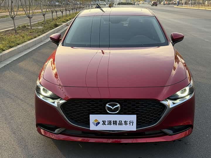 Фото 2 - Mazda 3 (Axela)