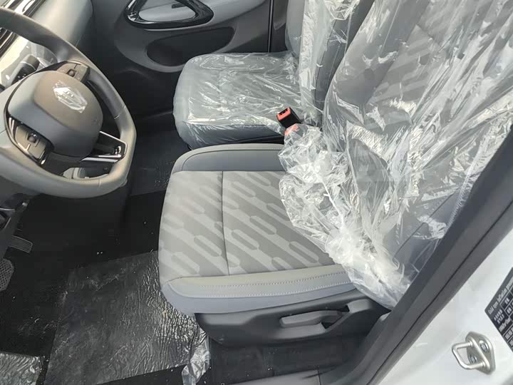 Фото 15 - Leapmotor T03