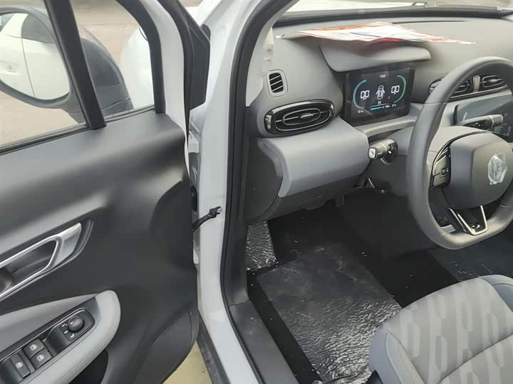 Фото 16 - Leapmotor T03