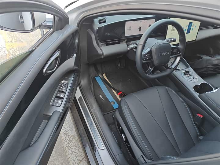 Фото 16 - BYD Seal