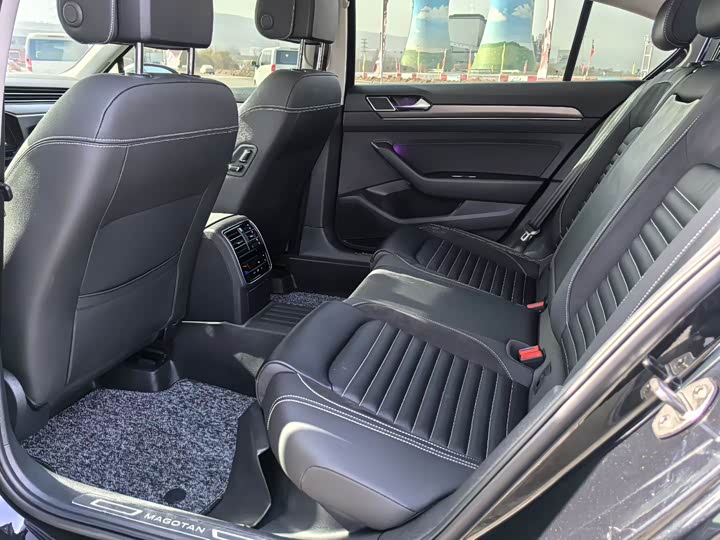 Фото 6 - Volkswagen Magotan