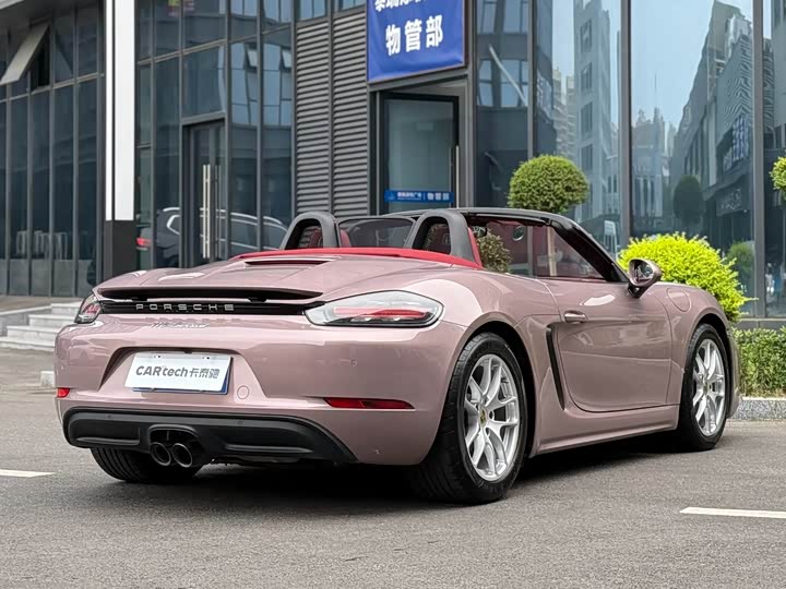 Фото 3 - Porsche 718