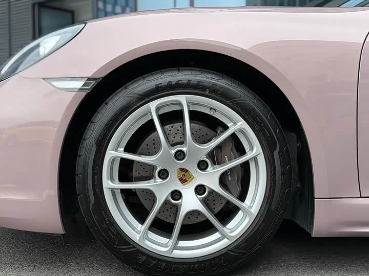 Фото 7 - Porsche 718