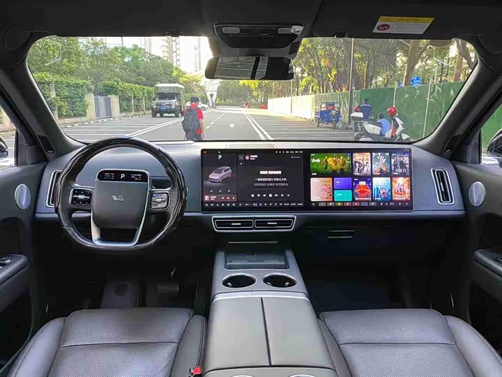 Фото 7 - LiXiang L9