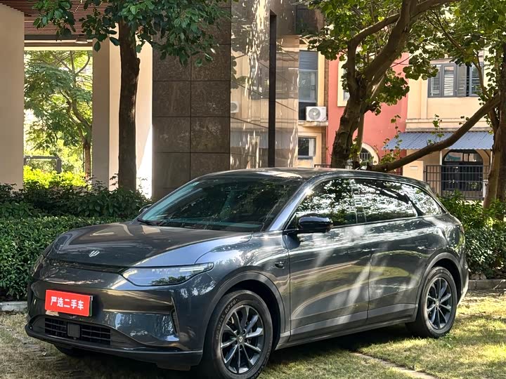 Фото 1 - Leapmotor C11