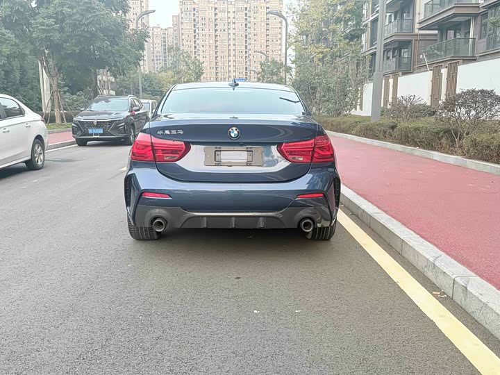 Фото 10 - BMW 1 Series