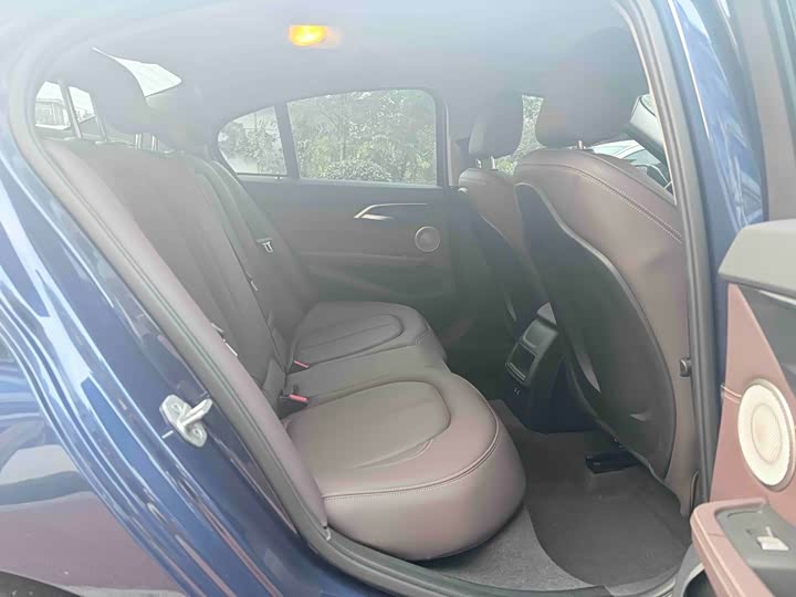 Фото 8 - BMW 1 Series