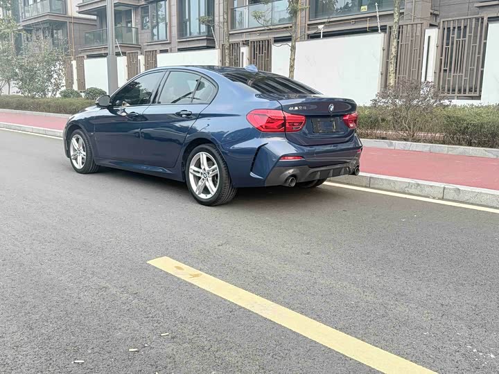 Фото 9 - BMW 1 Series