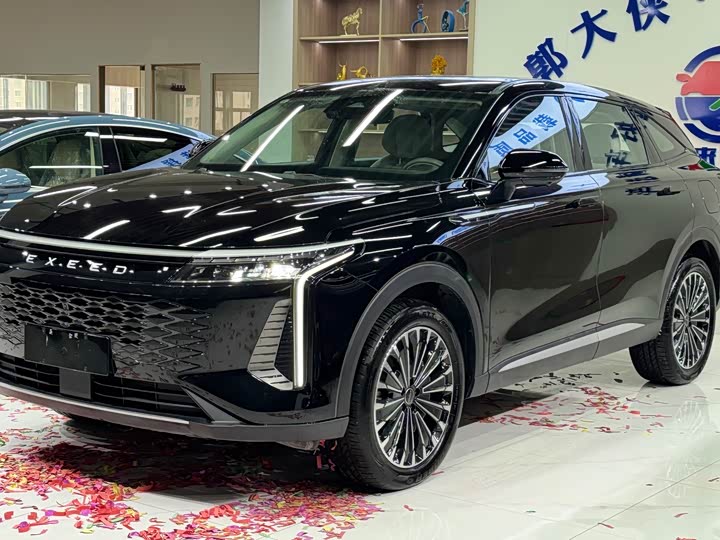 Фото 1 - Exeed RX C-DM Hybrid