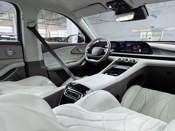 Фото 6 - Exeed RX C-DM Hybrid