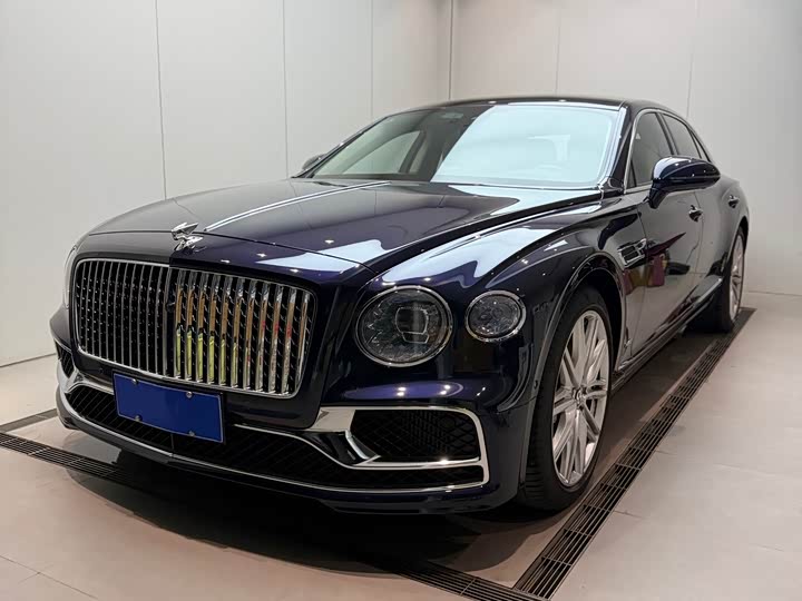 Фото 1 - Bentley Flying Spur