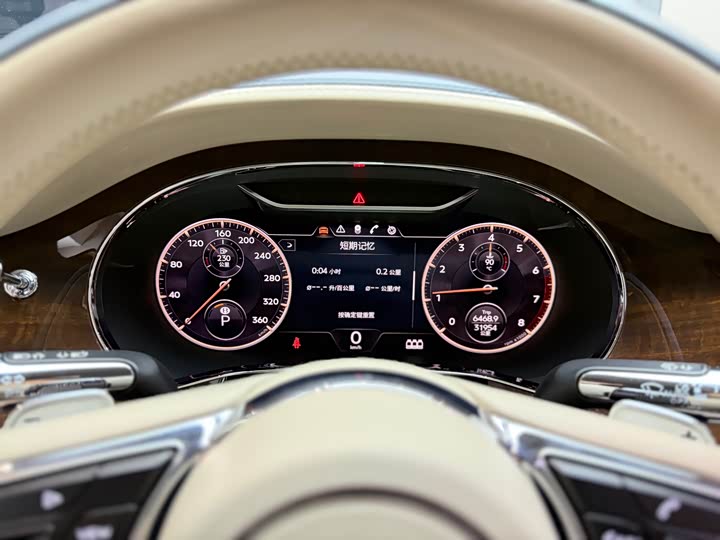 Фото 4 - Bentley Flying Spur