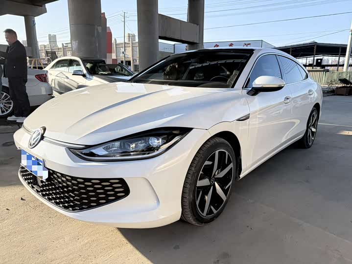 Фото 1 - Volkswagen Lamando L