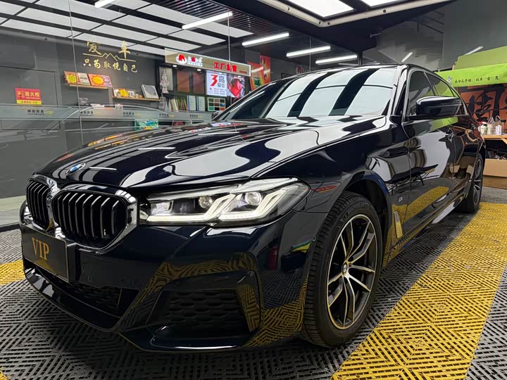 Фото 1 - BMW 5 Series