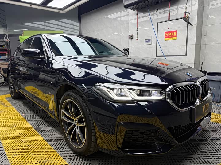 Фото 3 - BMW 5 Series