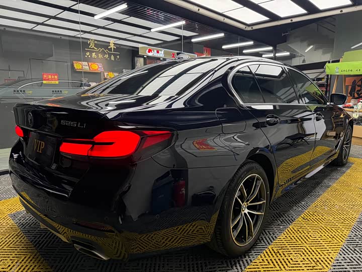 Фото 7 - BMW 5 Series