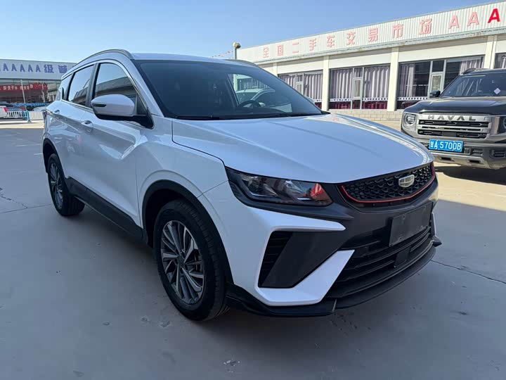 Фото 3 - Geely Coolray