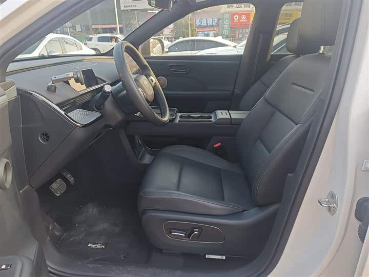 Фото 15 - Toyota bZ3X