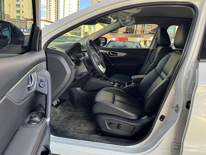 Фото 7 - Nissan Qashqai