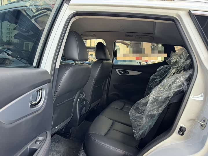 Фото 8 - Nissan Qashqai