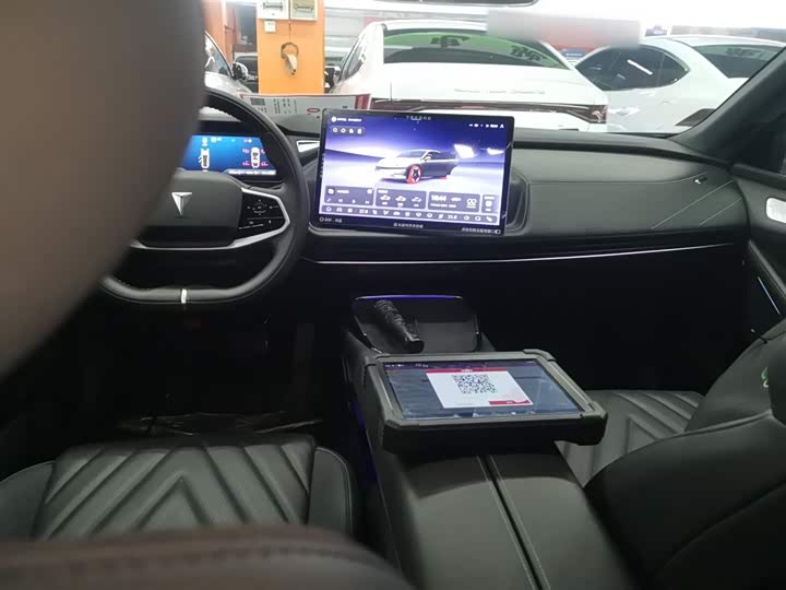 Фото 10 - Changan Deepal SL03