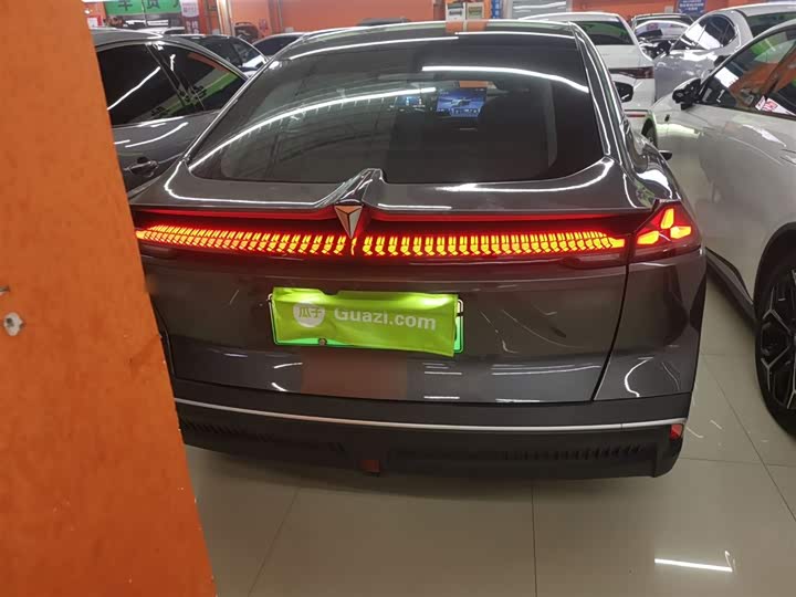 Фото 6 - Changan Deepal SL03