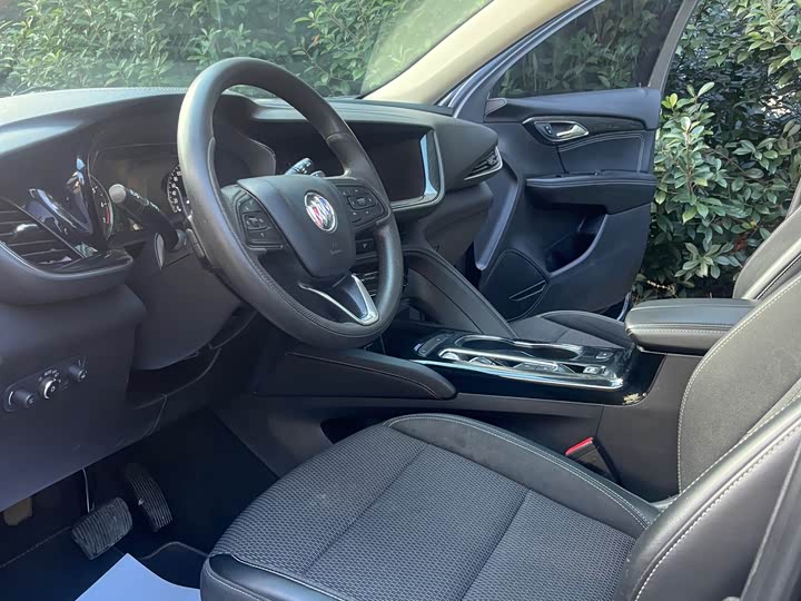 Фото 9 - Buick Envision Plus