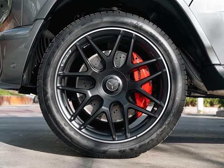 Фото 8 - Mercedes-Benz G-Class AMG