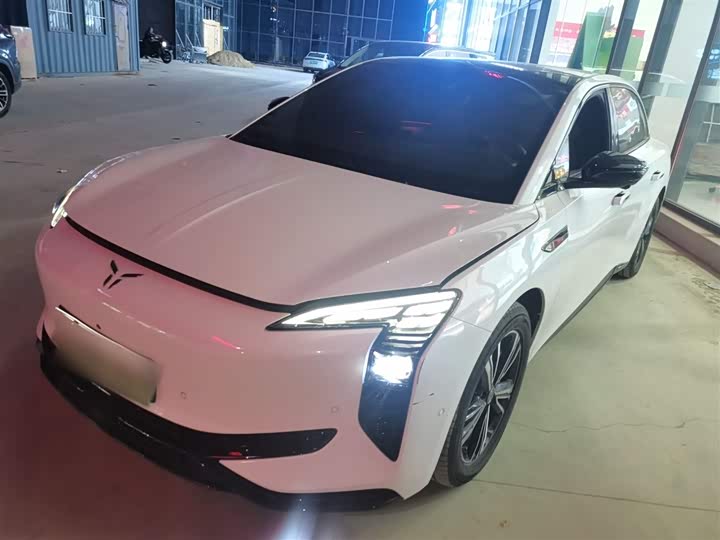 Фото 2 - Hongqi EH7