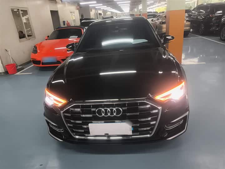 Фото 3 - Audi A6L