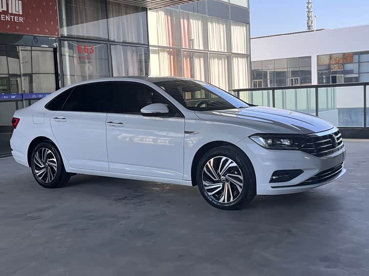 Фото 3 - Volkswagen Sagitar L