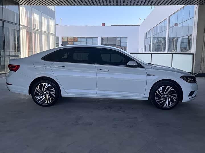 Фото 6 - Volkswagen Sagitar L