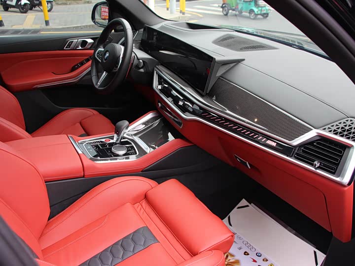 Фото 14 - BMW X5 M