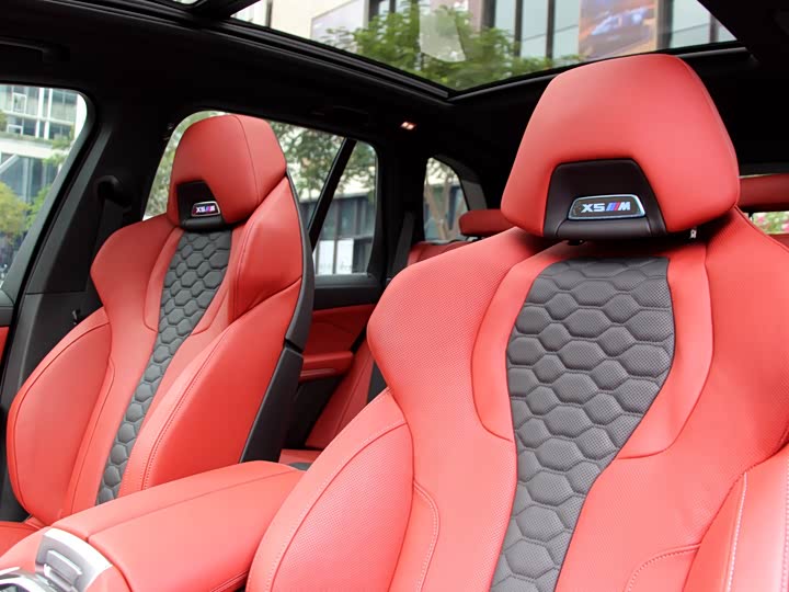 Фото 16 - BMW X5 M