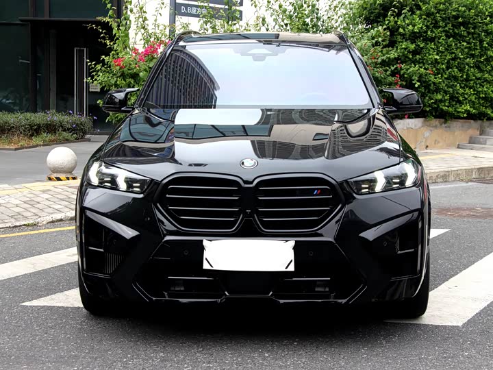 Фото 2 - BMW X5 M
