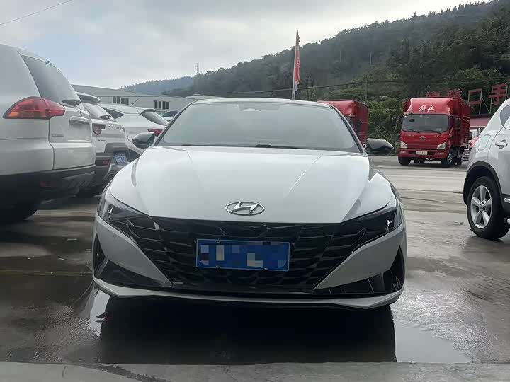 Фото 2 - Hyundai Elantra N line