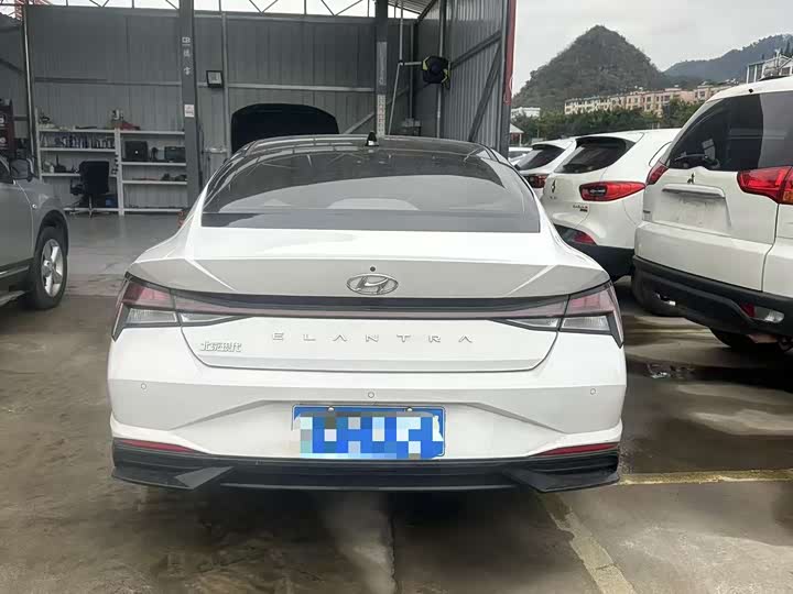 Фото 3 - Hyundai Elantra N line