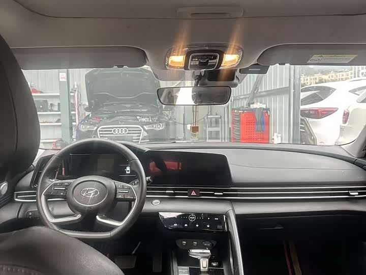 Фото 6 - Hyundai Elantra N line