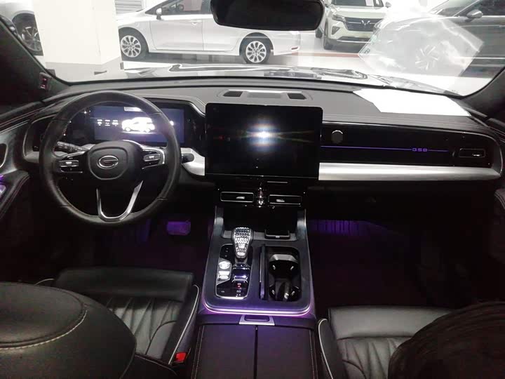 Фото 10 - GAC Trumpchi GS8