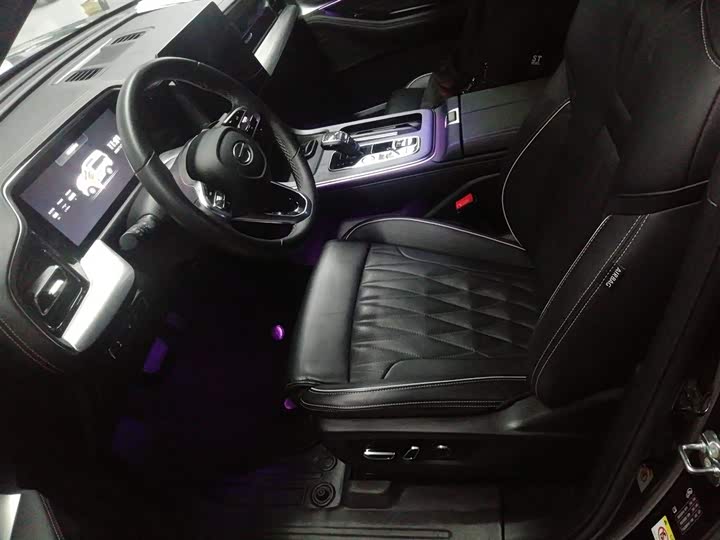 Фото 15 - GAC Trumpchi GS8