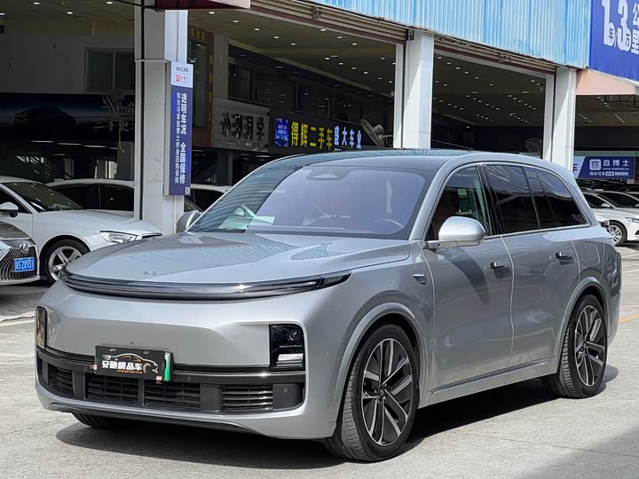 Фото 1 - LiXiang L8