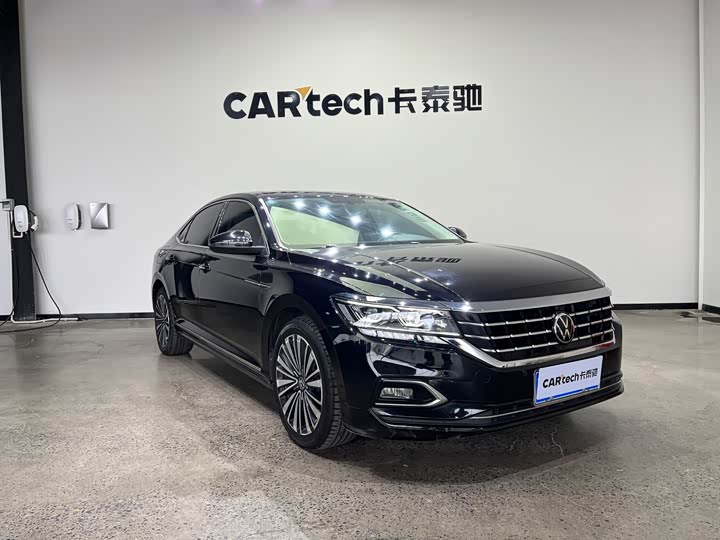 Фото 3 - Volkswagen Passat