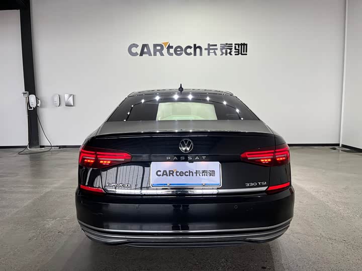 Фото 5 - Volkswagen Passat