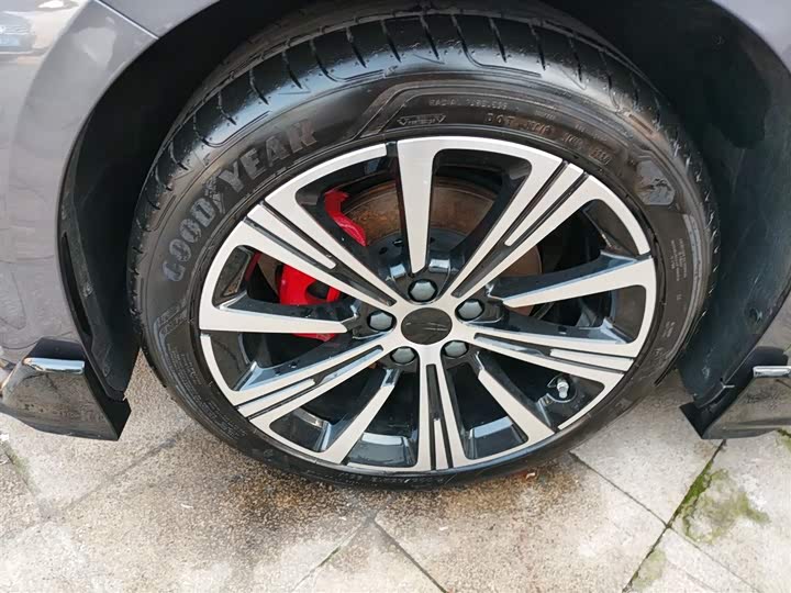 Фото 25 - Geely Preface