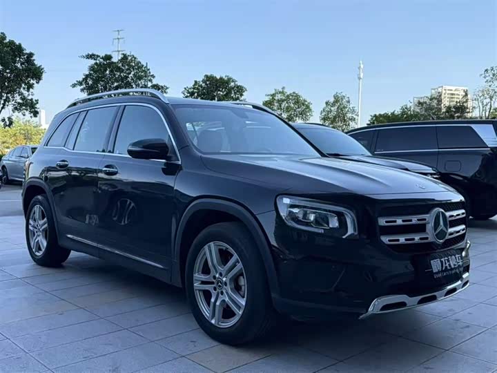 Фото 3 - Mercedes-Benz GLB-Class