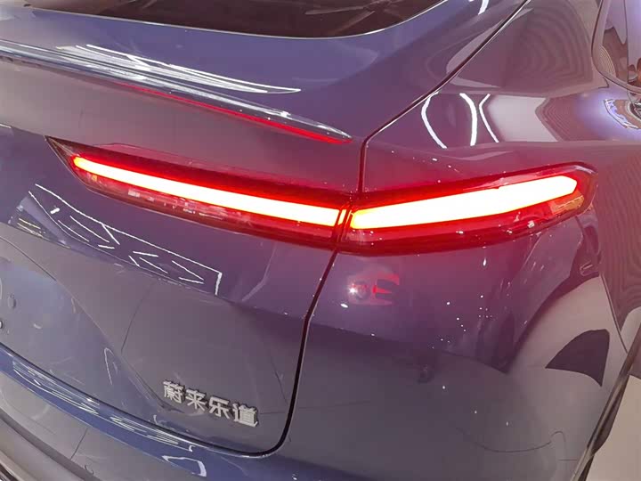 Фото 8 - Nio Onvo L60