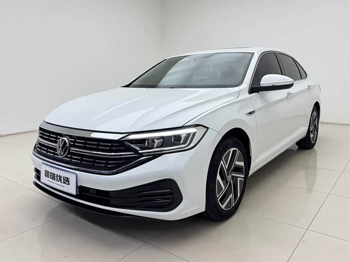 Фото 1 - Volkswagen Sagitar L