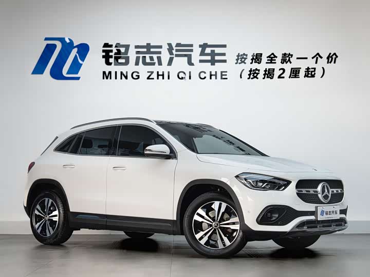 Фото 2 - Mercedes-Benz GLA-Class