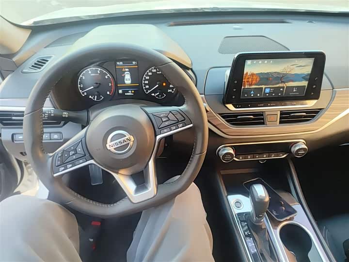 Фото 10 - Nissan Teana