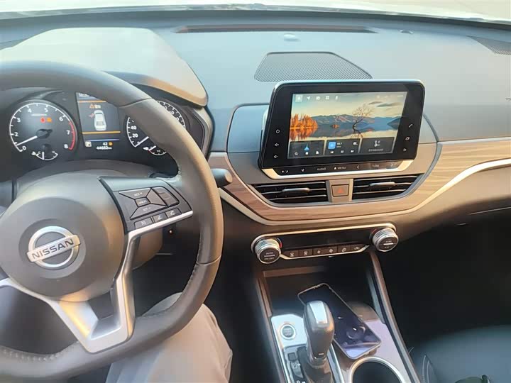 Фото 13 - Nissan Teana